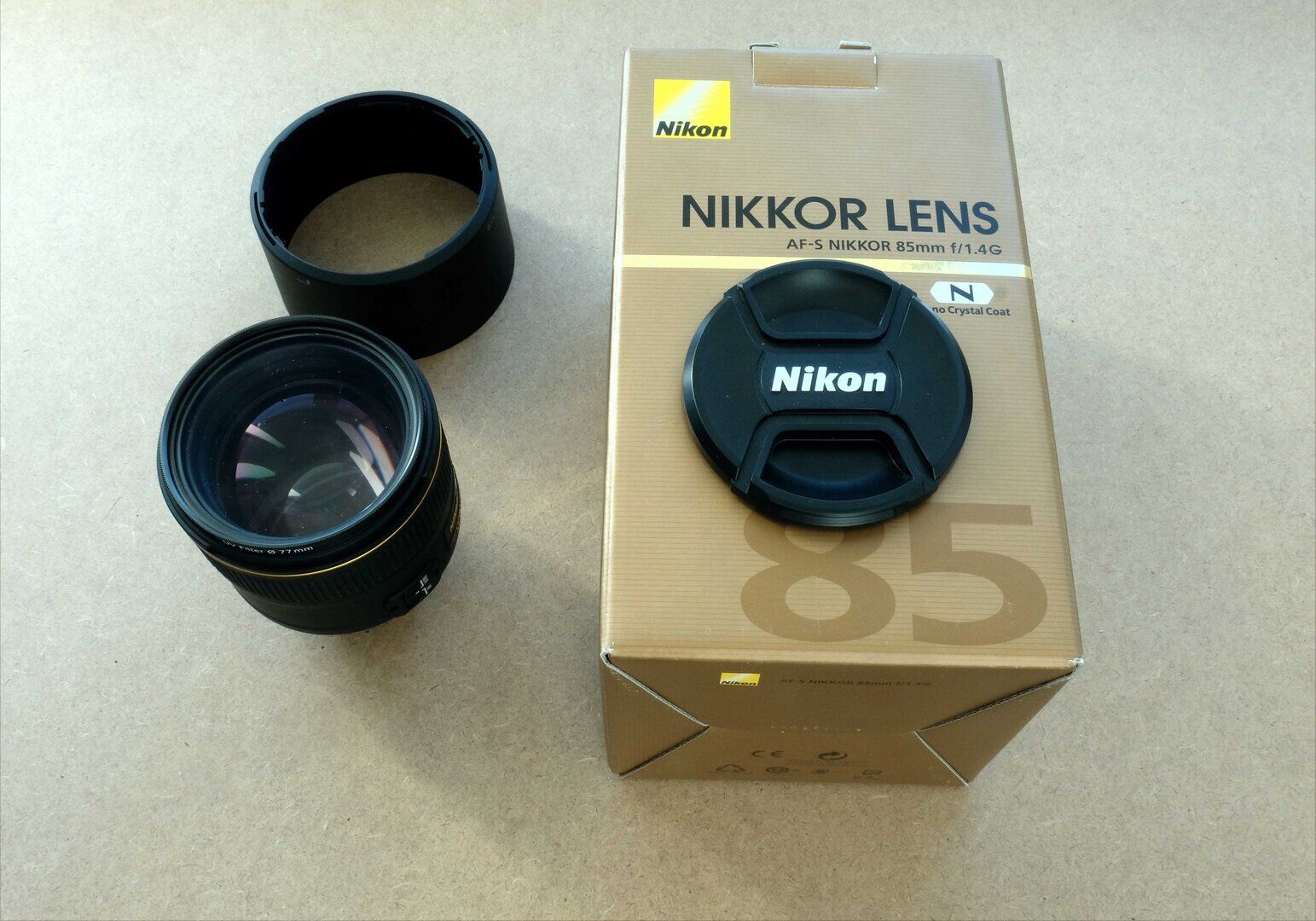 Nikon Nikkor Objektiv 85mm / F 1.4G